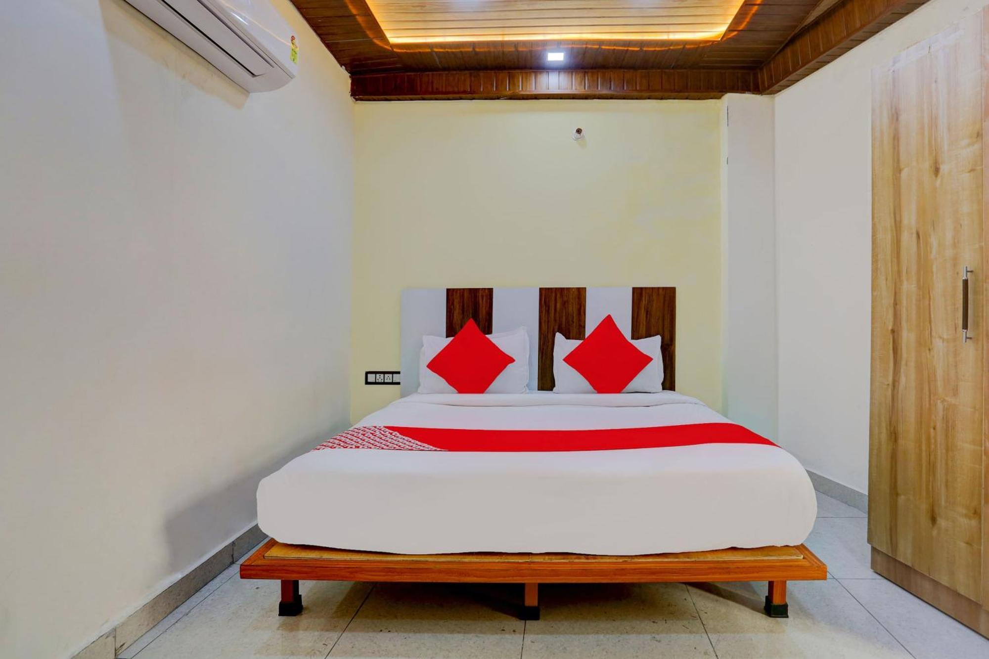 Hotel O Family Deluxe Yeni Delhi Dış mekan fotoğraf
