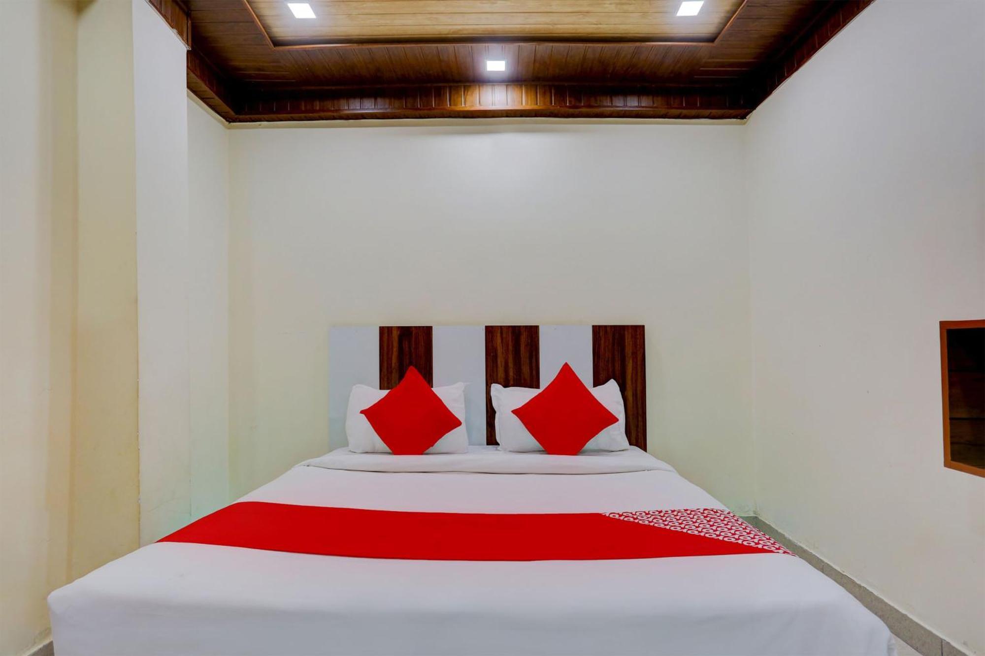 Hotel O Family Deluxe Yeni Delhi Dış mekan fotoğraf